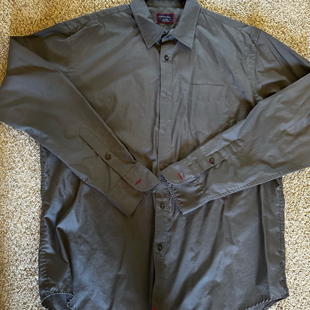 Untuck It Men’s Grey Dress Shirt size XL